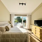 Guemes Apartments
